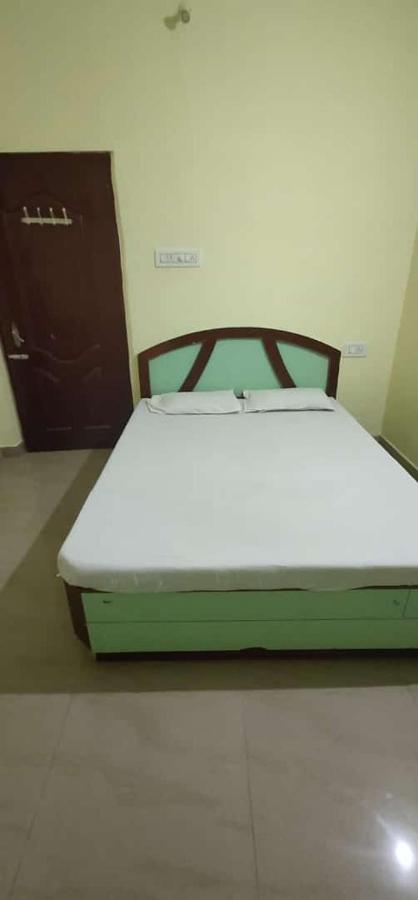 Hotel Ruchi Yercaud Exteriör bild